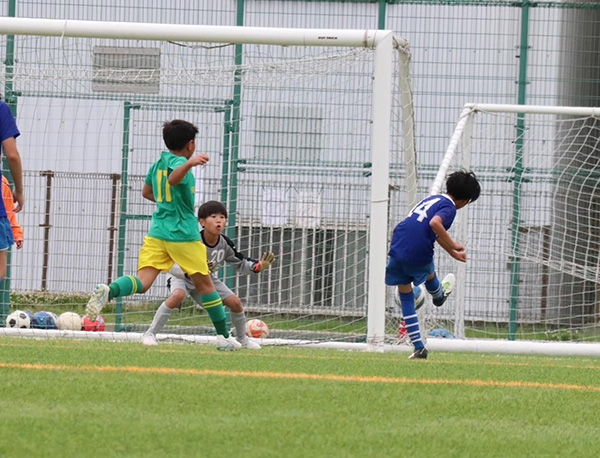 サッカー　ジュニアアカデミー（小学生）